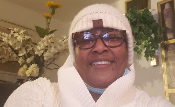 Meet your Posher, December - Picture 2 of 2